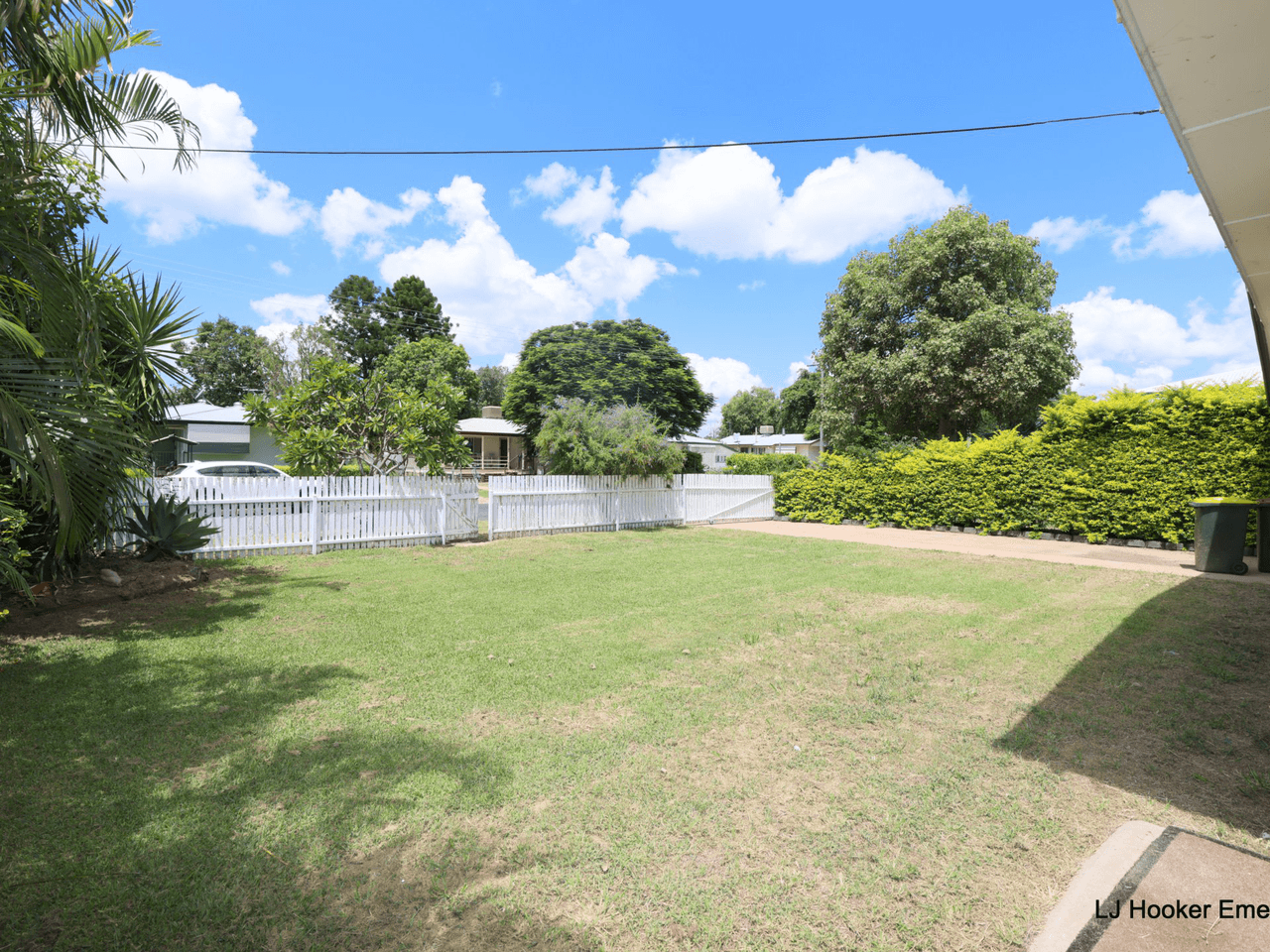 9 Zircon Avenue, EMERALD, QLD 4720