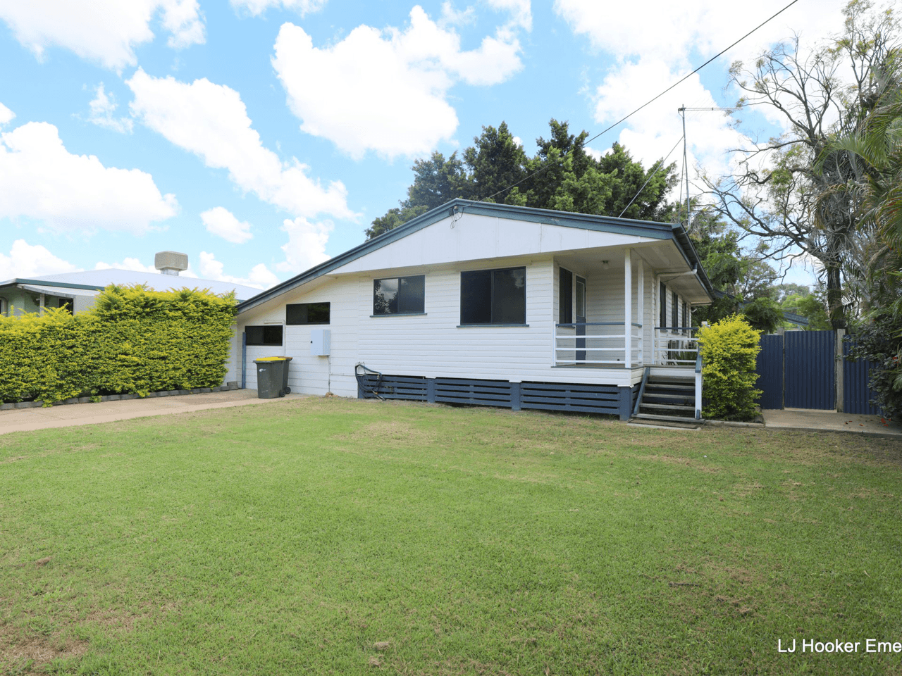 9 Zircon Avenue, EMERALD, QLD 4720