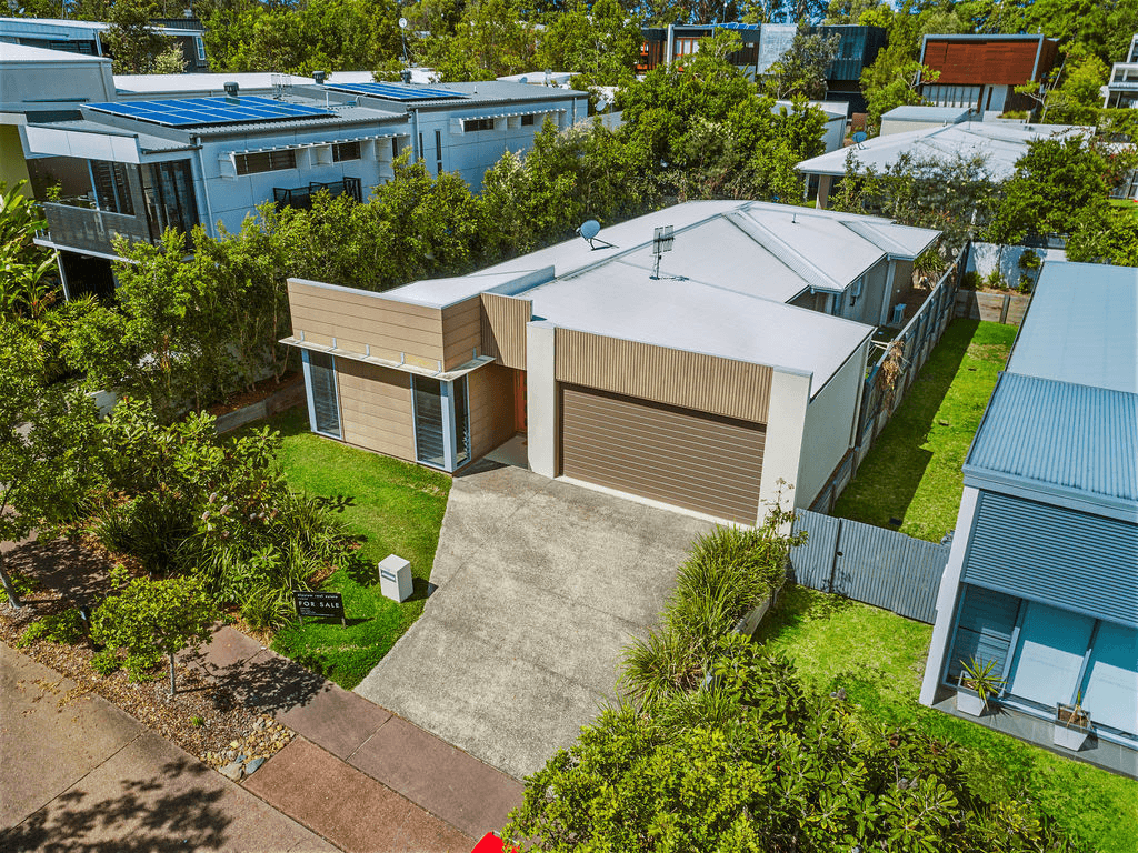 10 Wild Apple Ct, Noosa Heads, QLD 4567