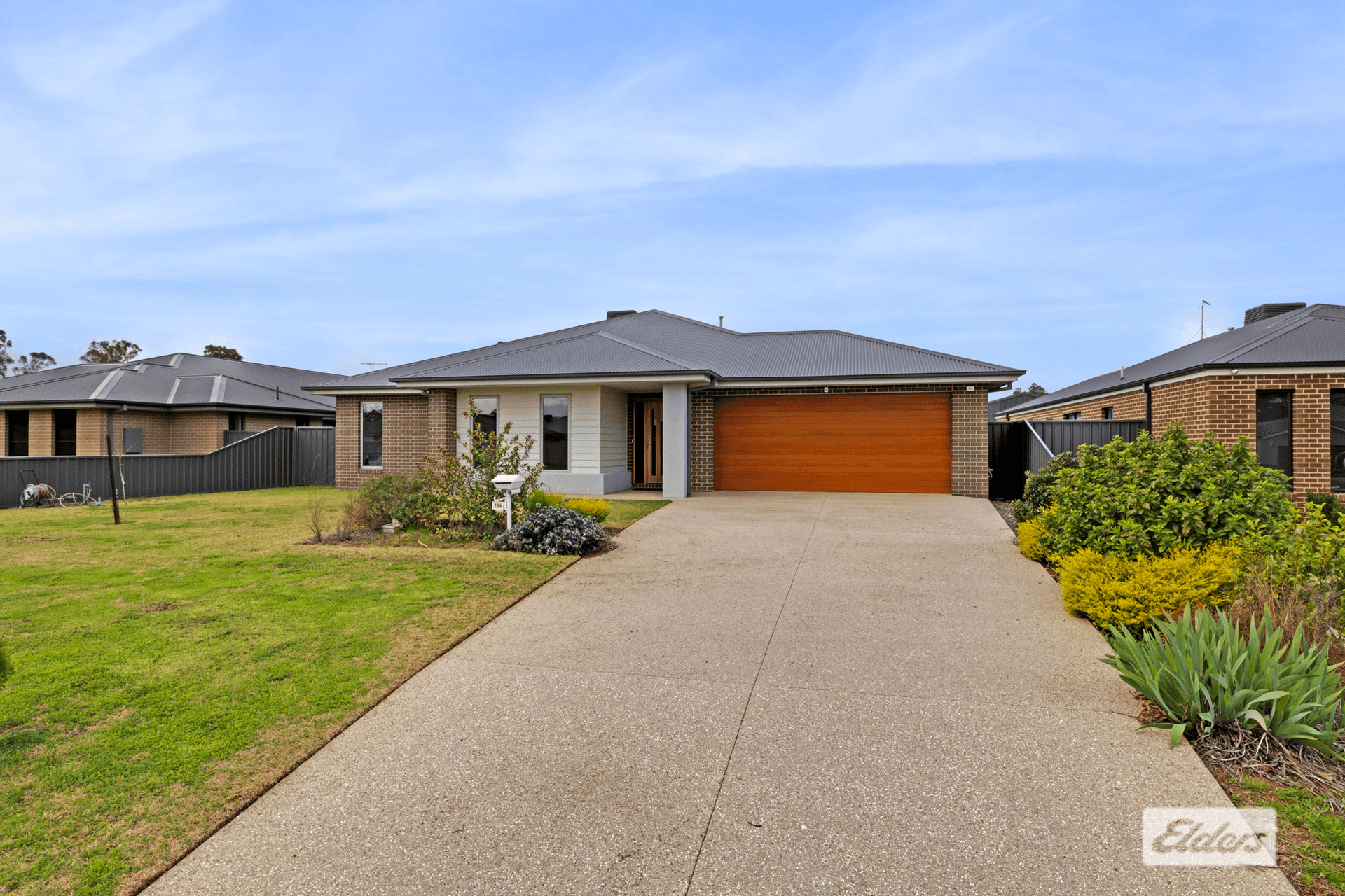 136 Read Street, Howlong, NSW 2643