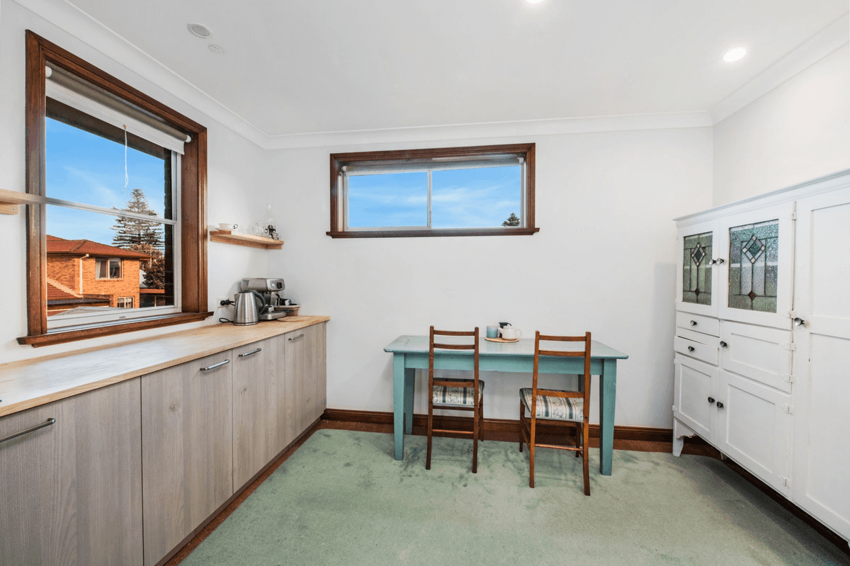 17 Ocean View Drive, Wamberal, NSW 2260