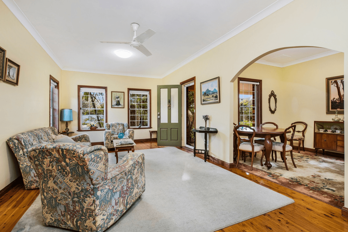 17 Ocean View Drive, Wamberal, NSW 2260