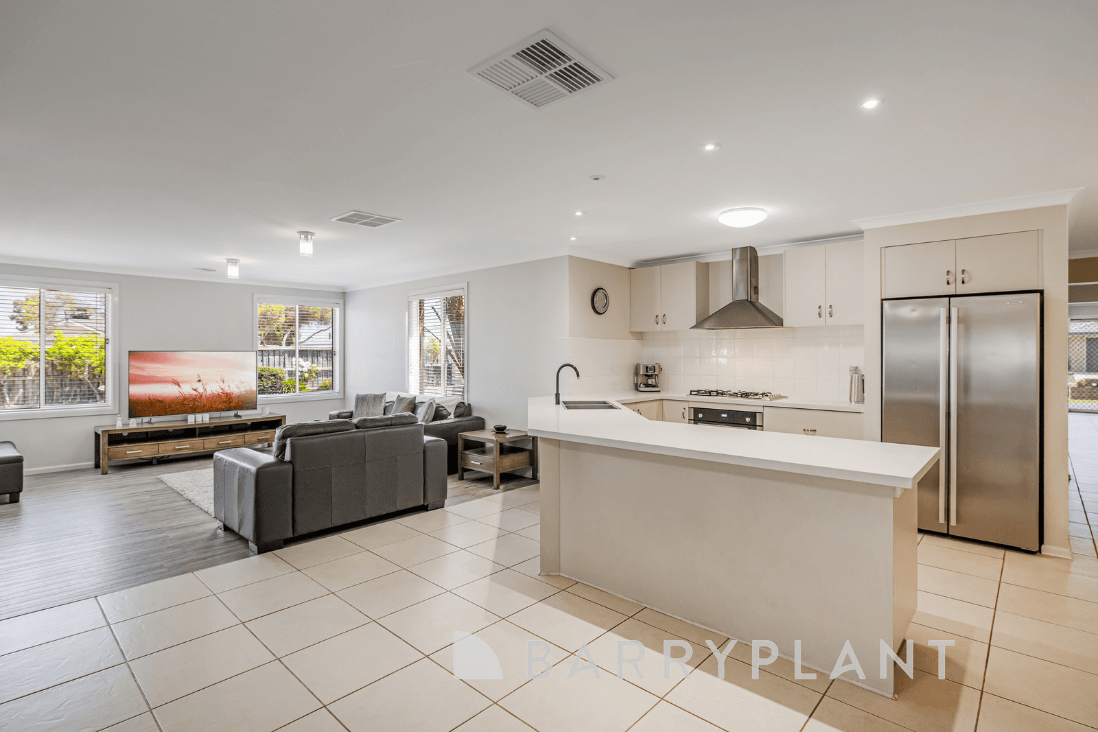 12 Phar Lap Place, Kurunjang, VIC 3337