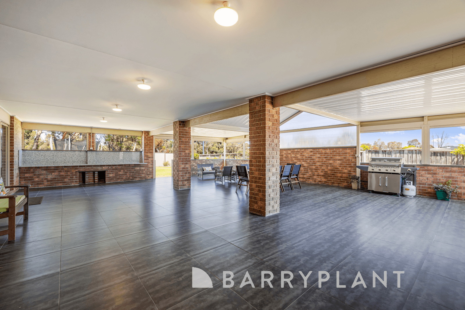 12 Phar Lap Place, Kurunjang, VIC 3337