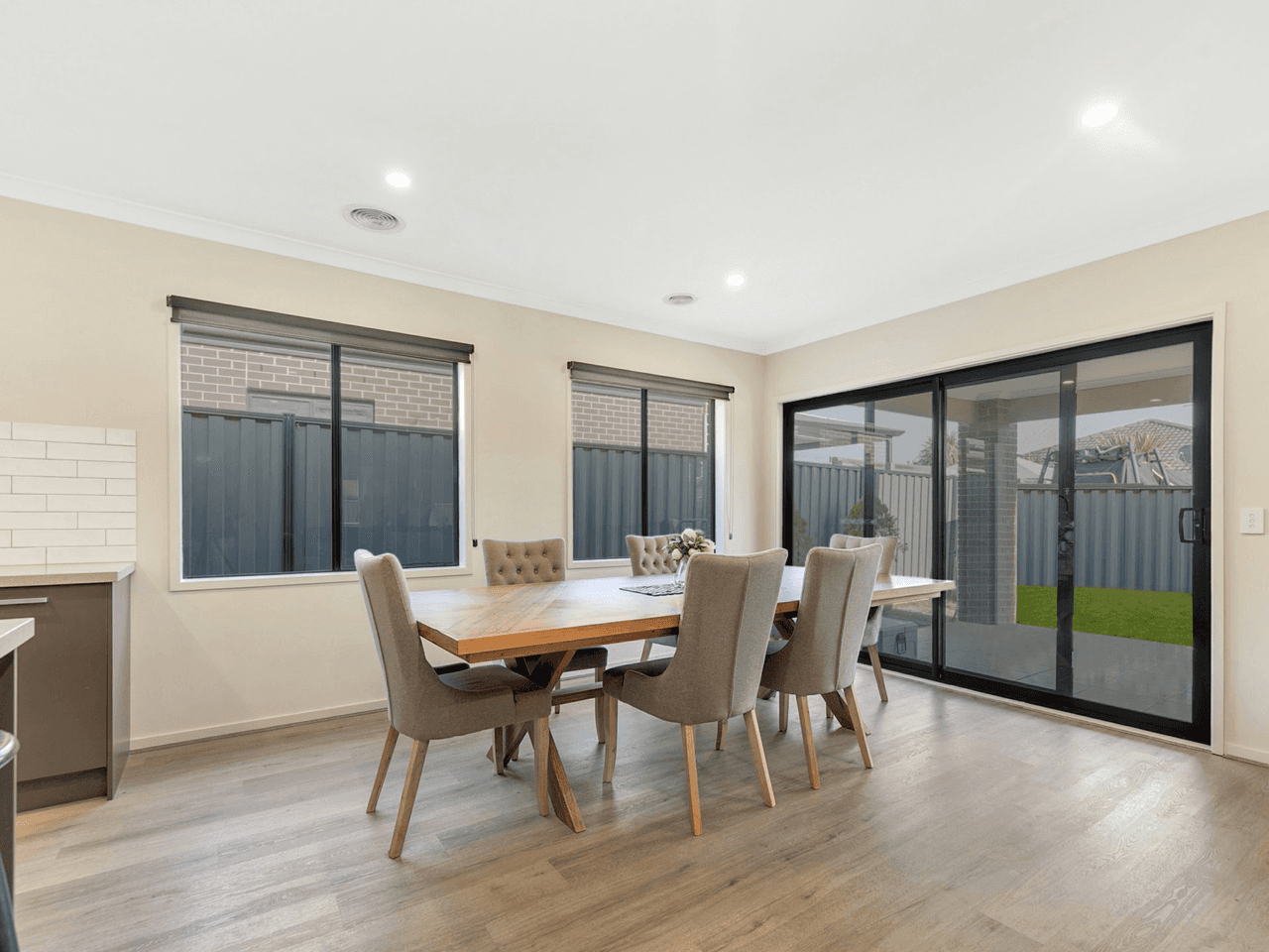 19 Black Range Avenue, CRAIGIEBURN, VIC 3064