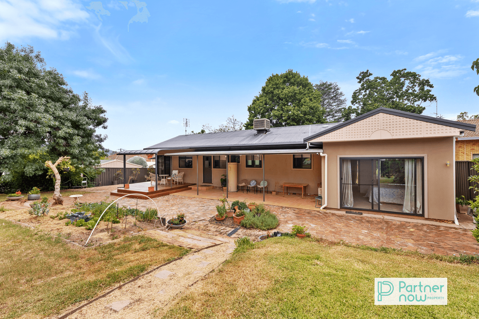 9 Darrell Road, TAMWORTH, NSW 2340