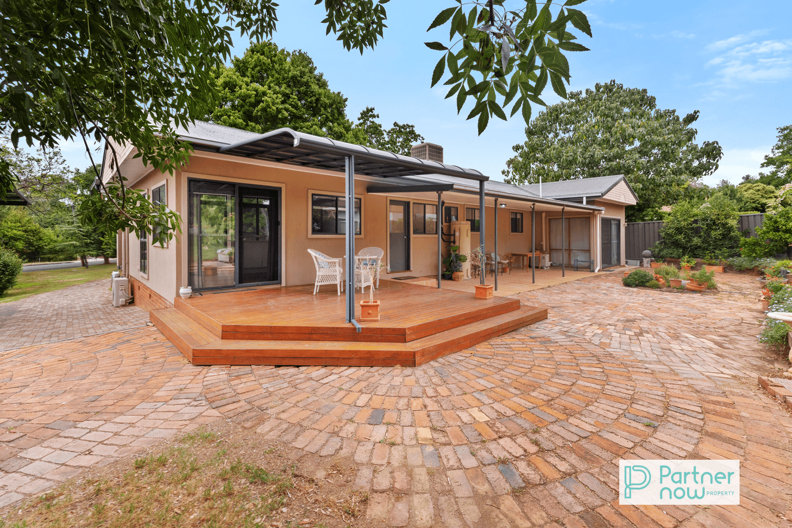 9 Darrell Road, TAMWORTH, NSW 2340