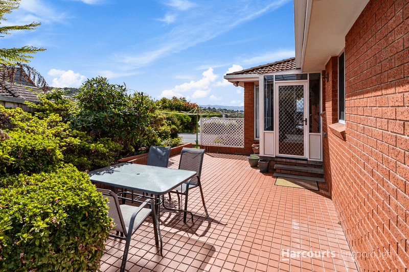 62 Woodlands Drive, BLACKMANS BAY, TAS 7052