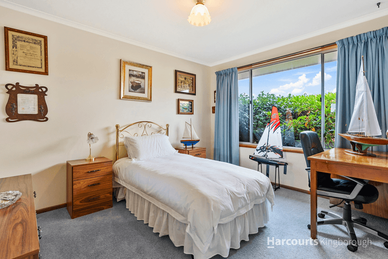 62 Woodlands Drive, BLACKMANS BAY, TAS 7052