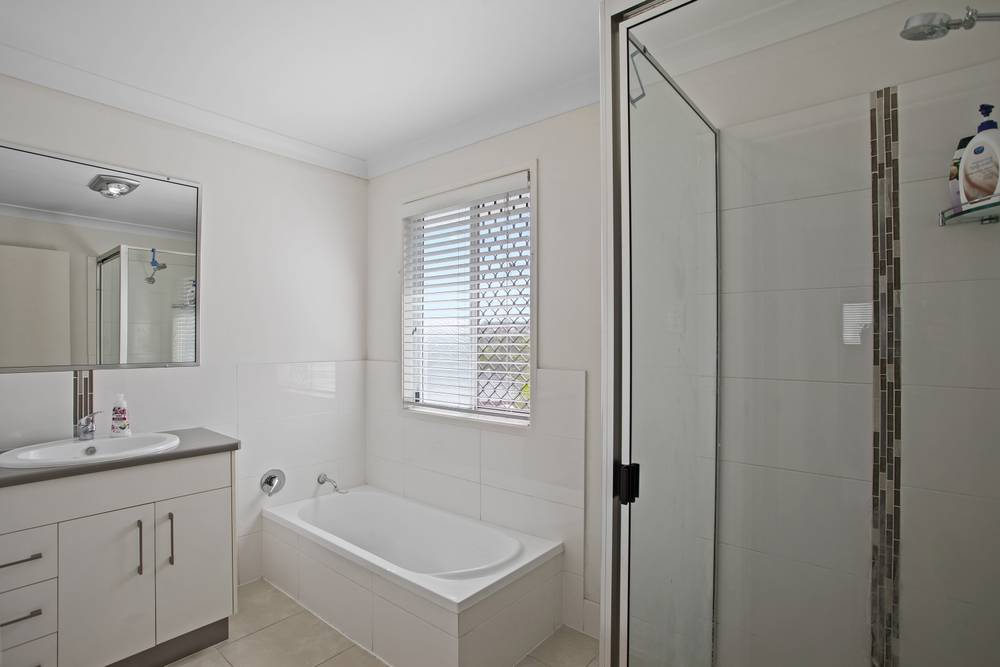 2/3A Avondale Street, NEWTOWN, QLD 4350