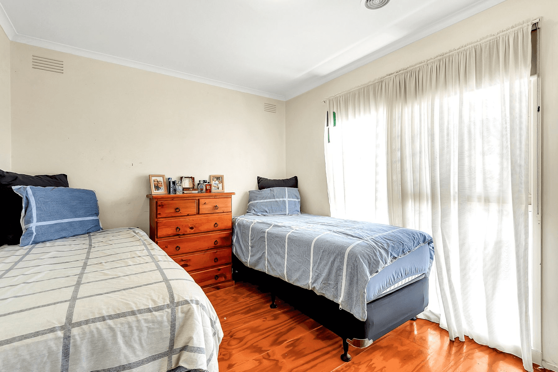 8 Pinnacle Court, LALOR, VIC 3075