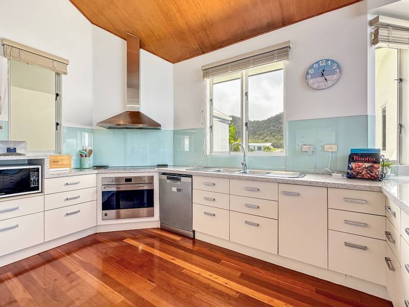 Unit 3/6 Terrace Pl, Nelly Bay, QLD 4819