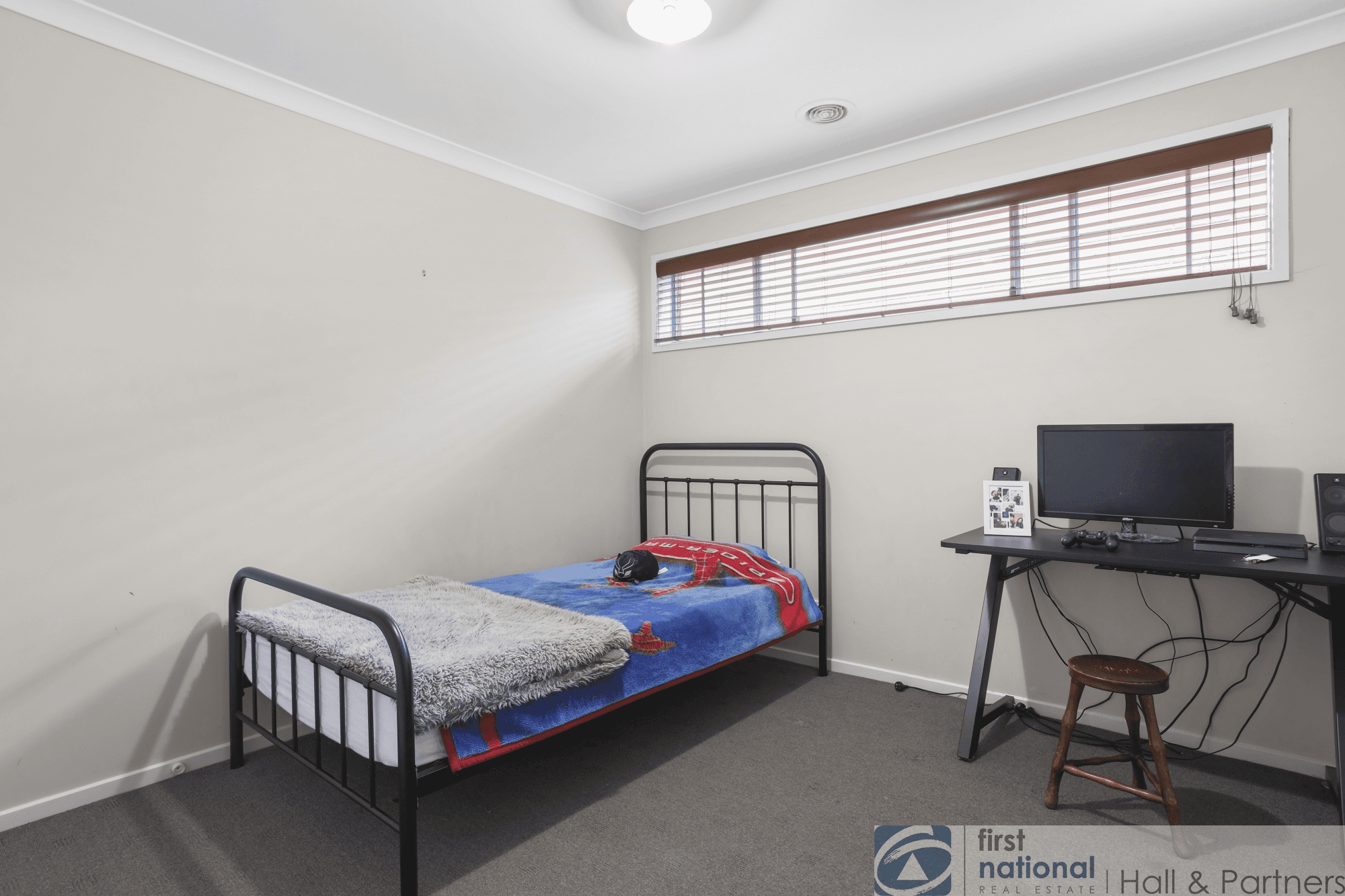 8 Camkerr Place, Lyndhurst, VIC 3975