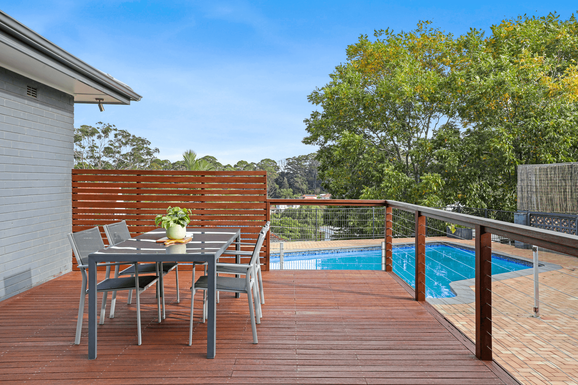 9 Pine Crescent, Coniston, NSW 2500