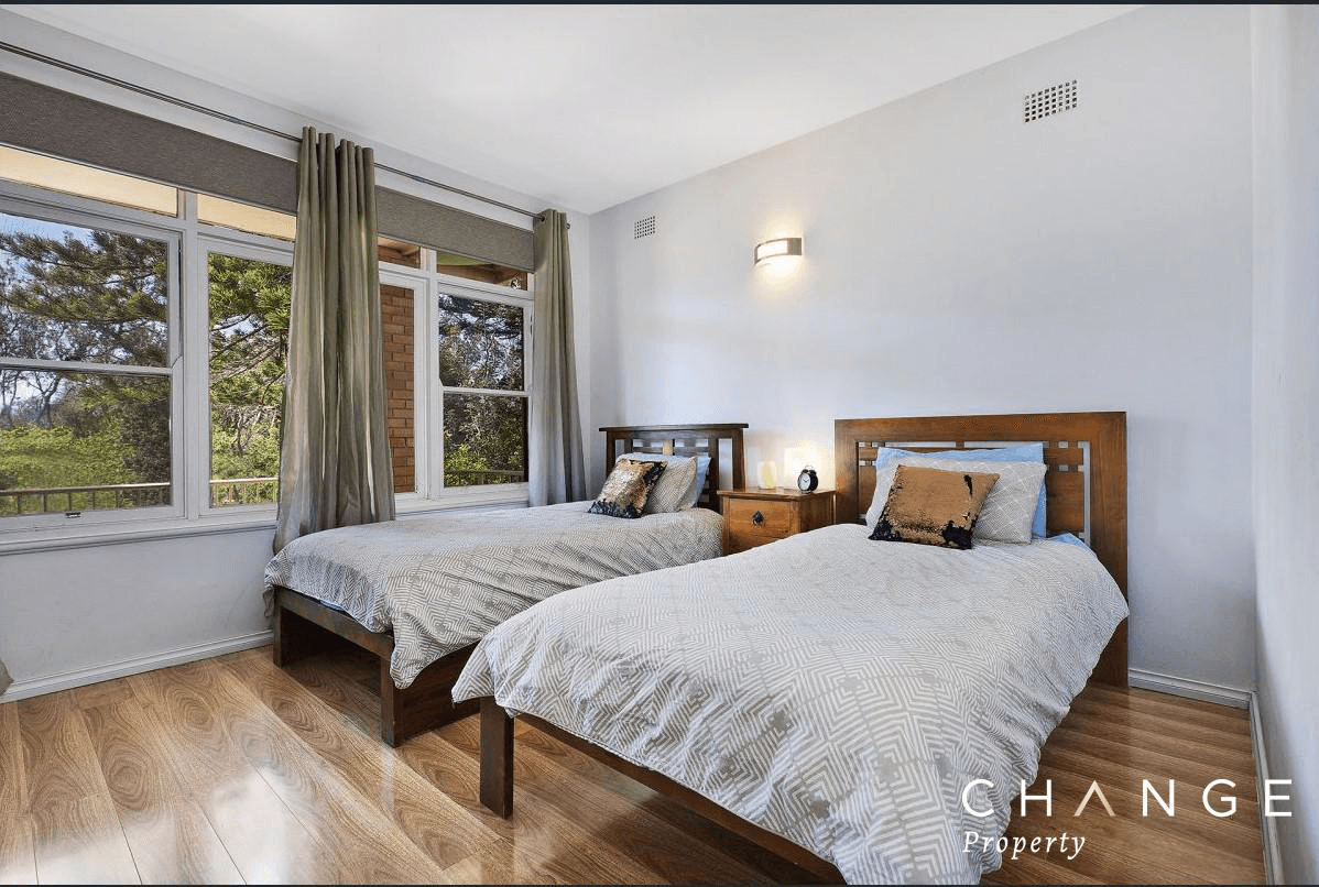 240 Del Monte Place, COPACABANA, NSW 2251