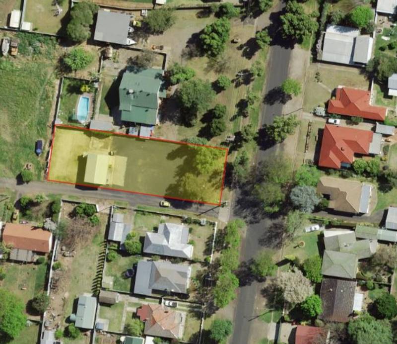 13 Raymond Street, WELLINGTON, NSW 2820