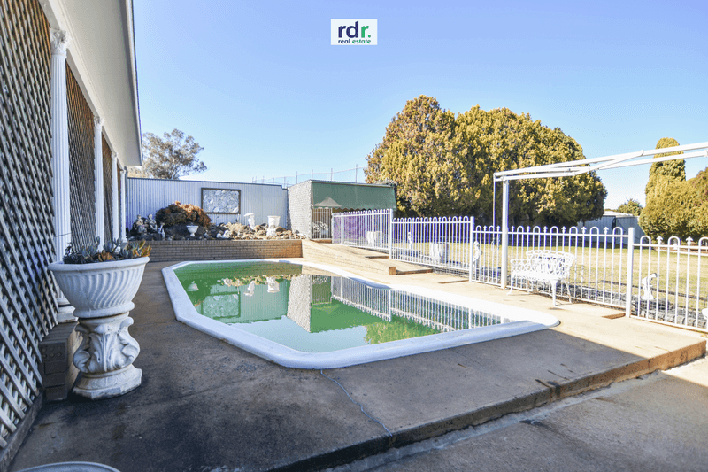 140 Runnymede Drive, Inverell, NSW 2360