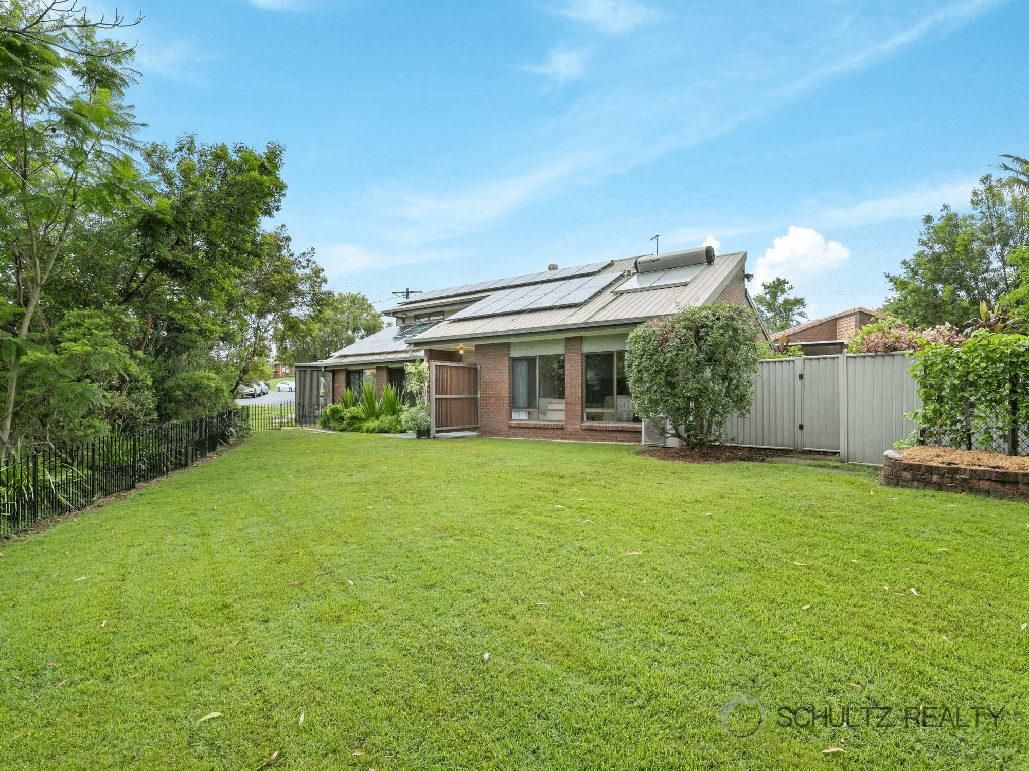 19 Denkmann Court, WINDAROO, QLD 4207