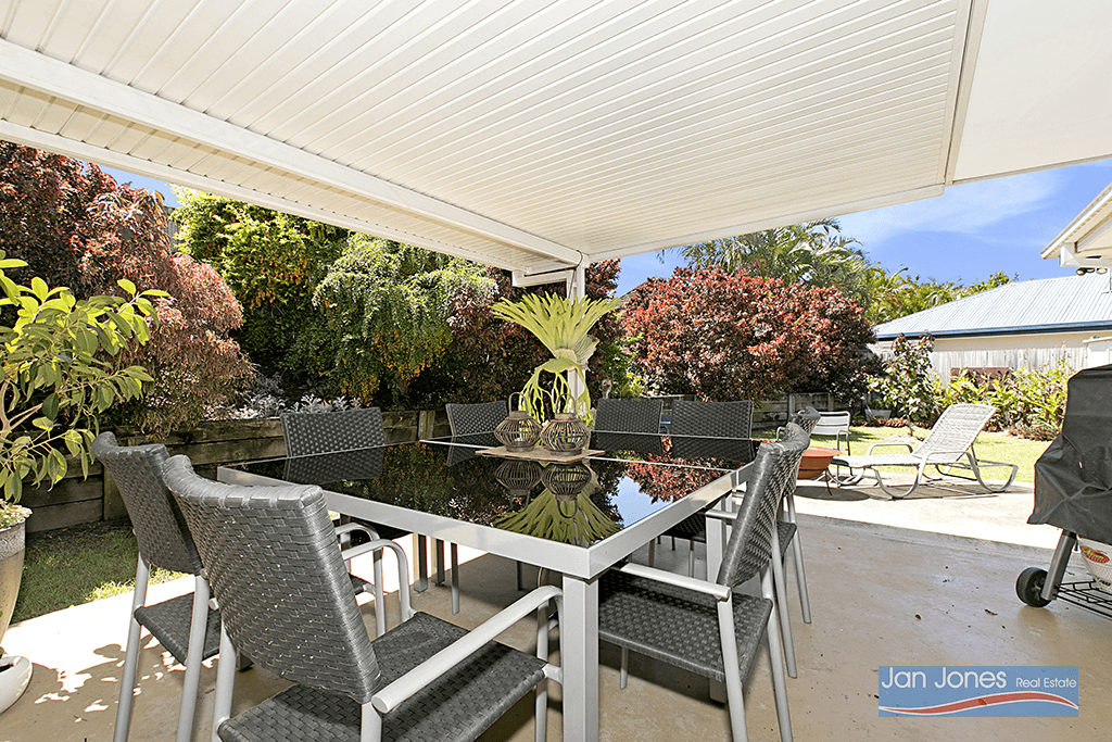 18 Dotterel Cres, North Lakes, QLD 4509