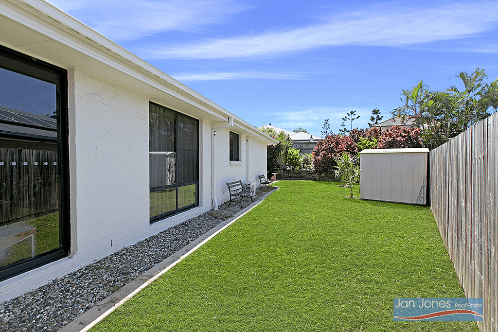 18 Dotterel Cres, North Lakes, QLD 4509