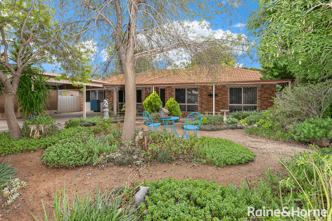 3 Bristol Street, COLLINGULLIE, NSW 2650