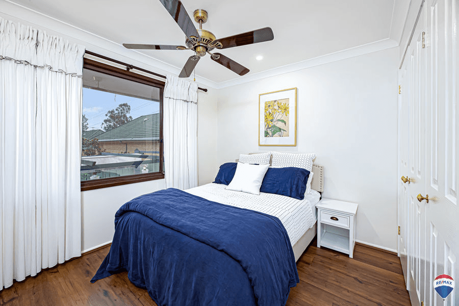 4/25 BARLOW STREET, CAMBRIDGE PARK, NSW 2747