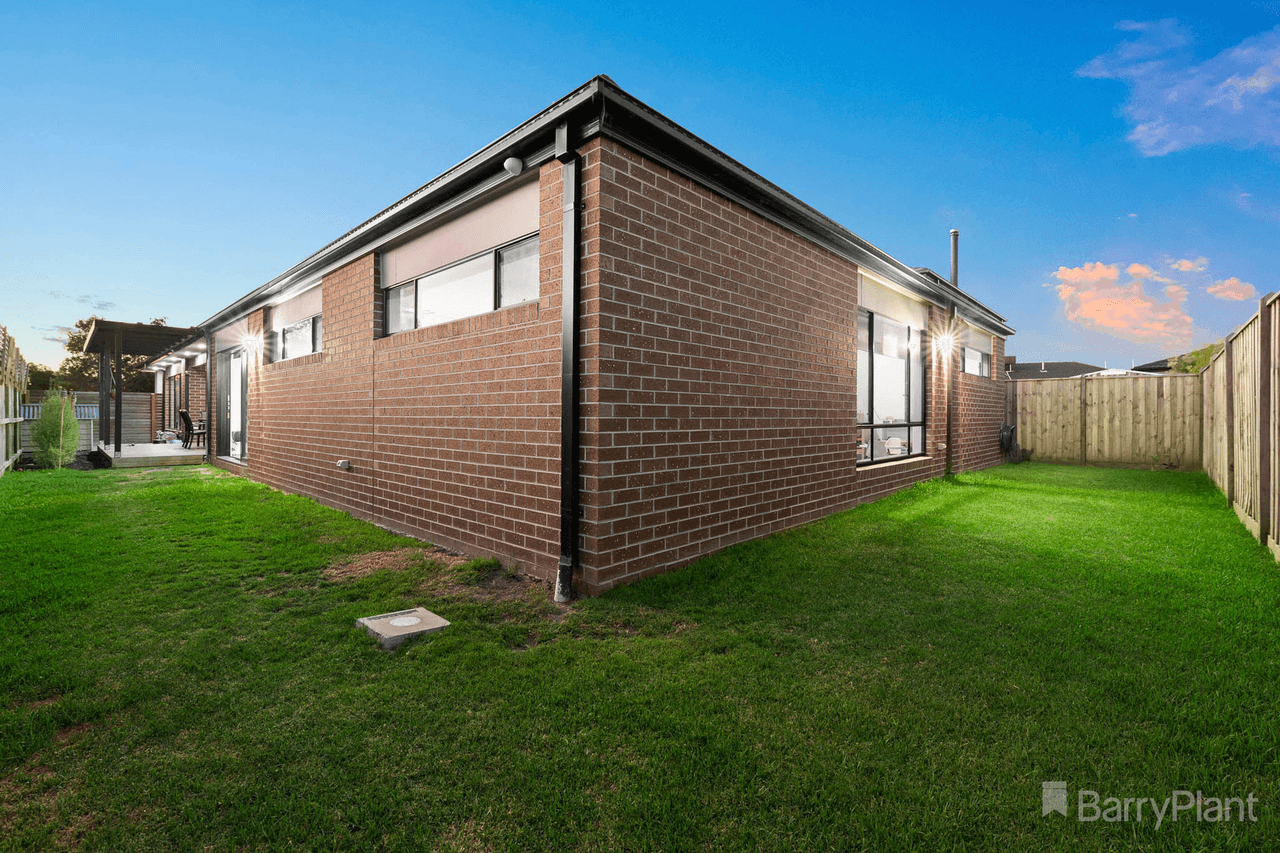 54 Grisham Drive, Officer, VIC 3809