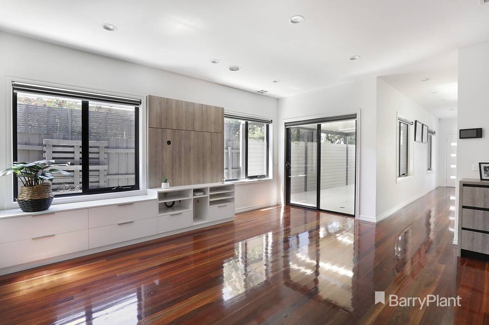 1A South Box Court, Hadfield, VIC 3046
