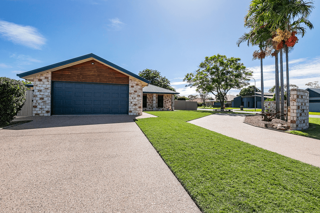 6 Carrington Place, EMERALD, QLD 4720