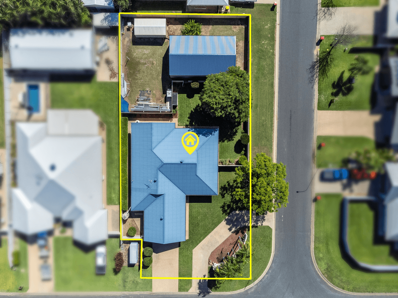 6 Carrington Place, EMERALD, QLD 4720