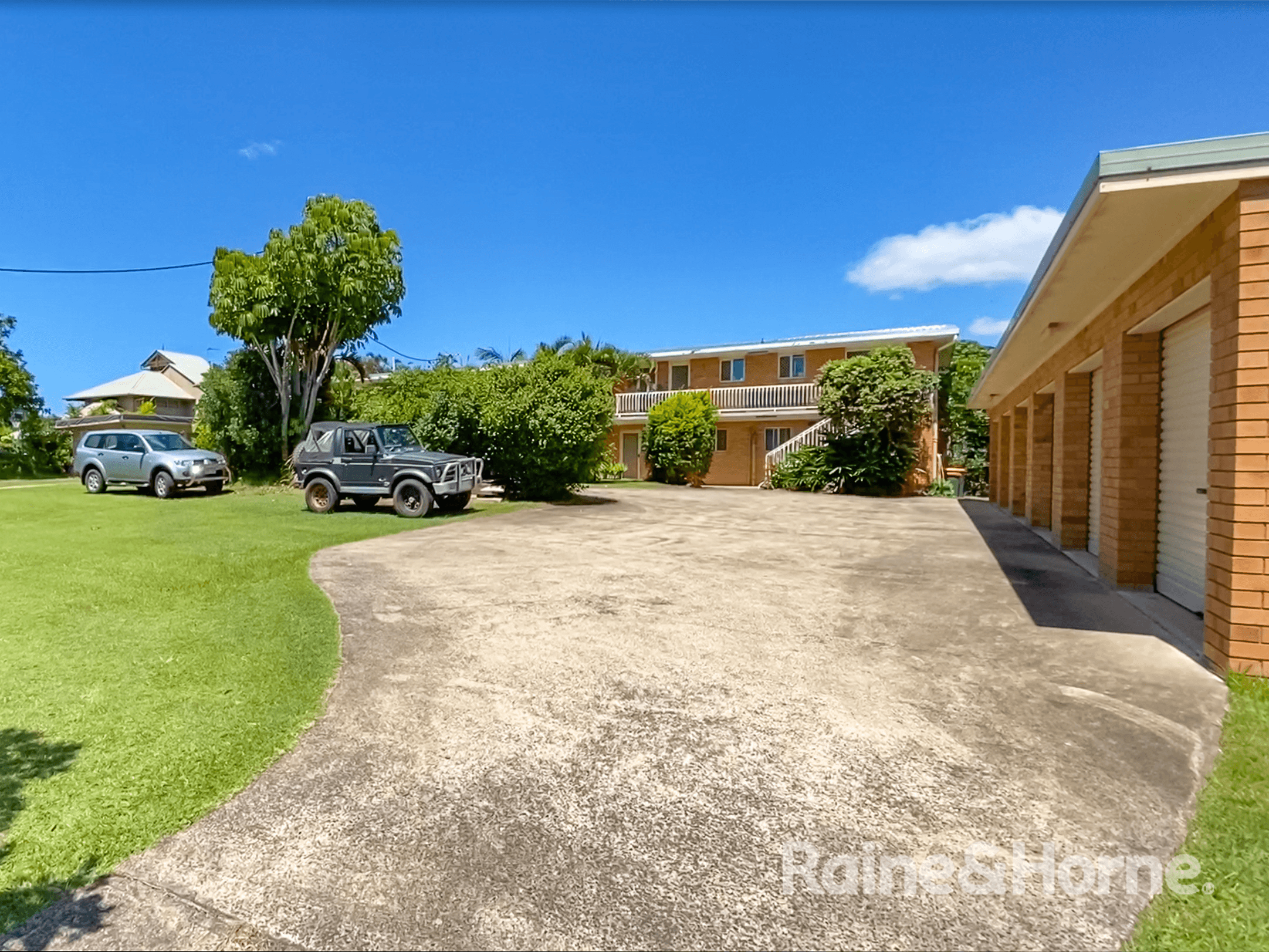 7-9 Elanora Avenue, POTTSVILLE, NSW 2489