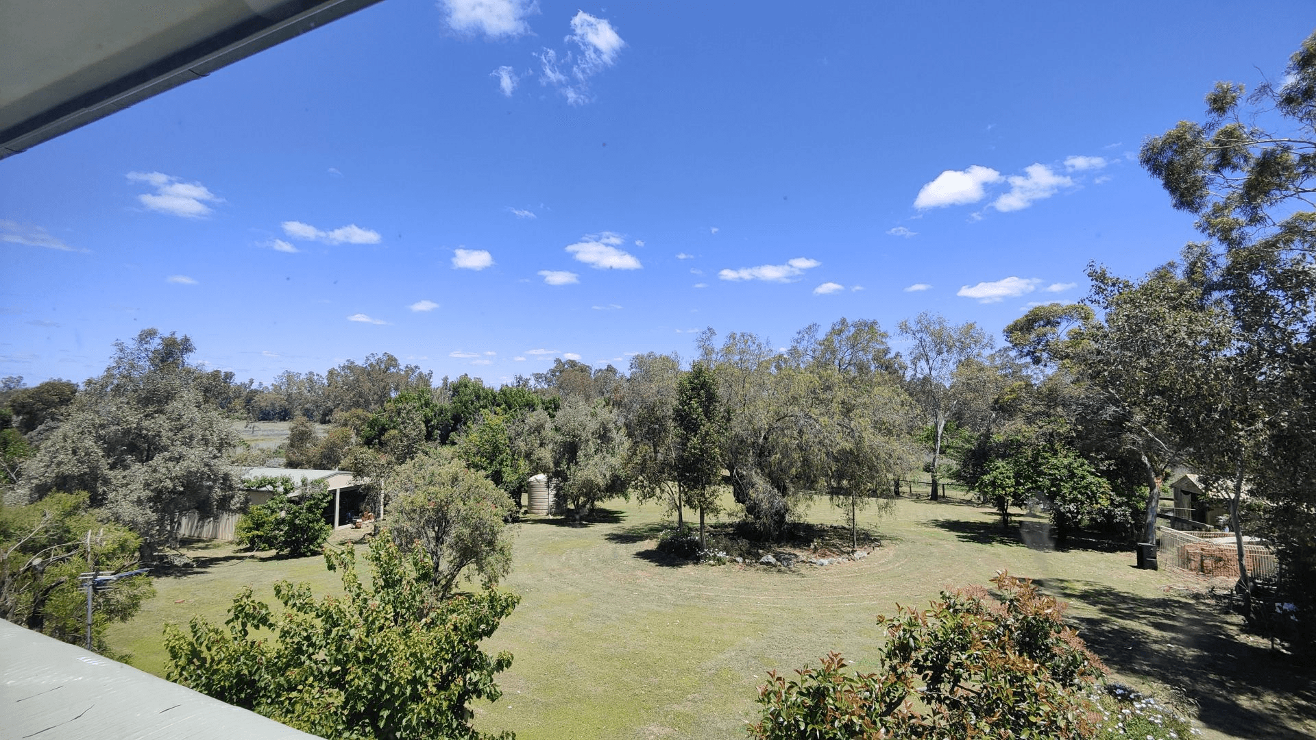 43 Glengarvin Drive, OXLEY VALE, NSW 2340