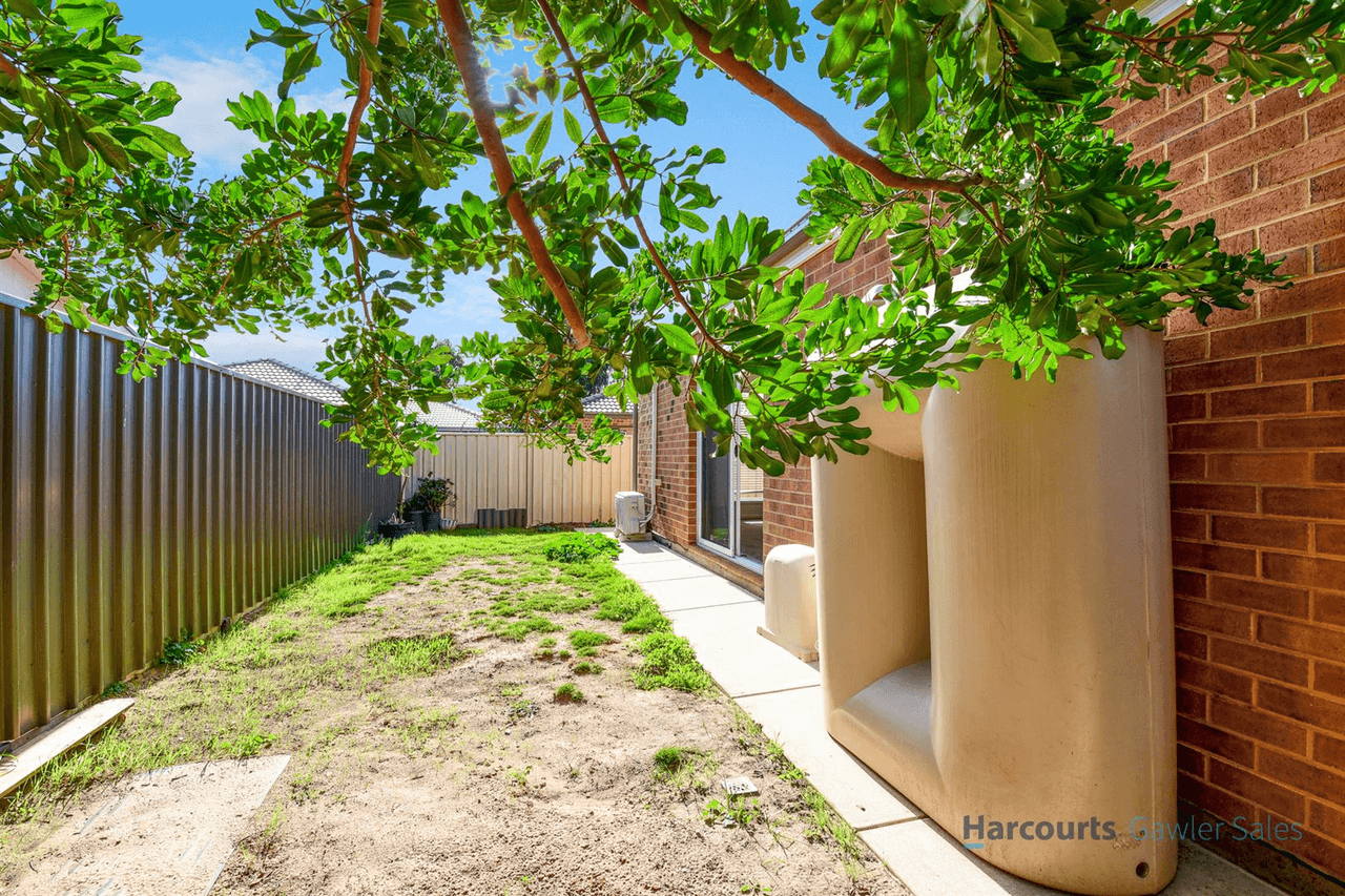 10  Kalamata Court, Munno Para West, SA 5115