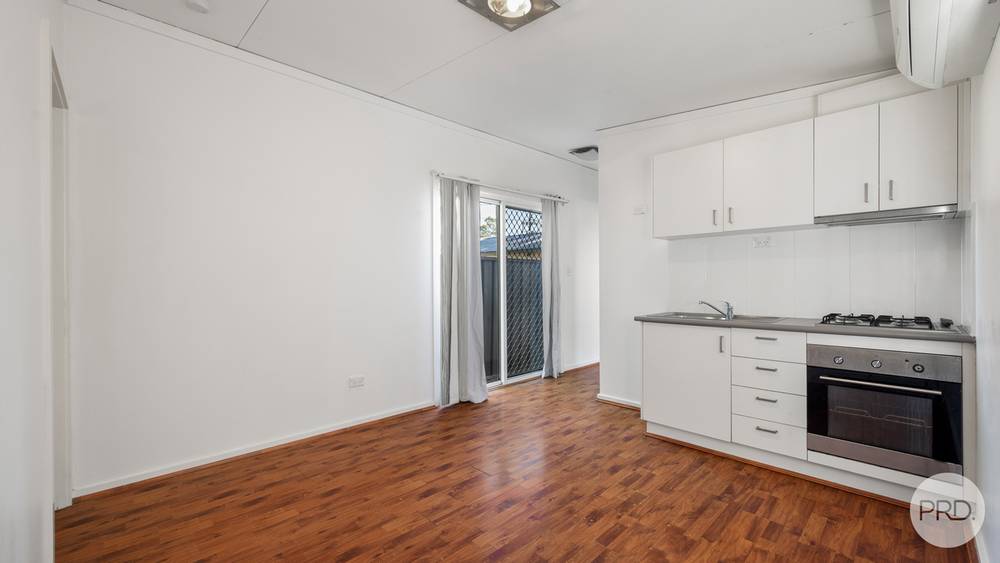 88 & 88A Eton Road, CAMBRIDGE PARK, NSW 2747