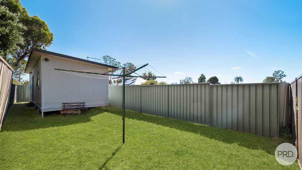 88 & 88A Eton Road, CAMBRIDGE PARK, NSW 2747