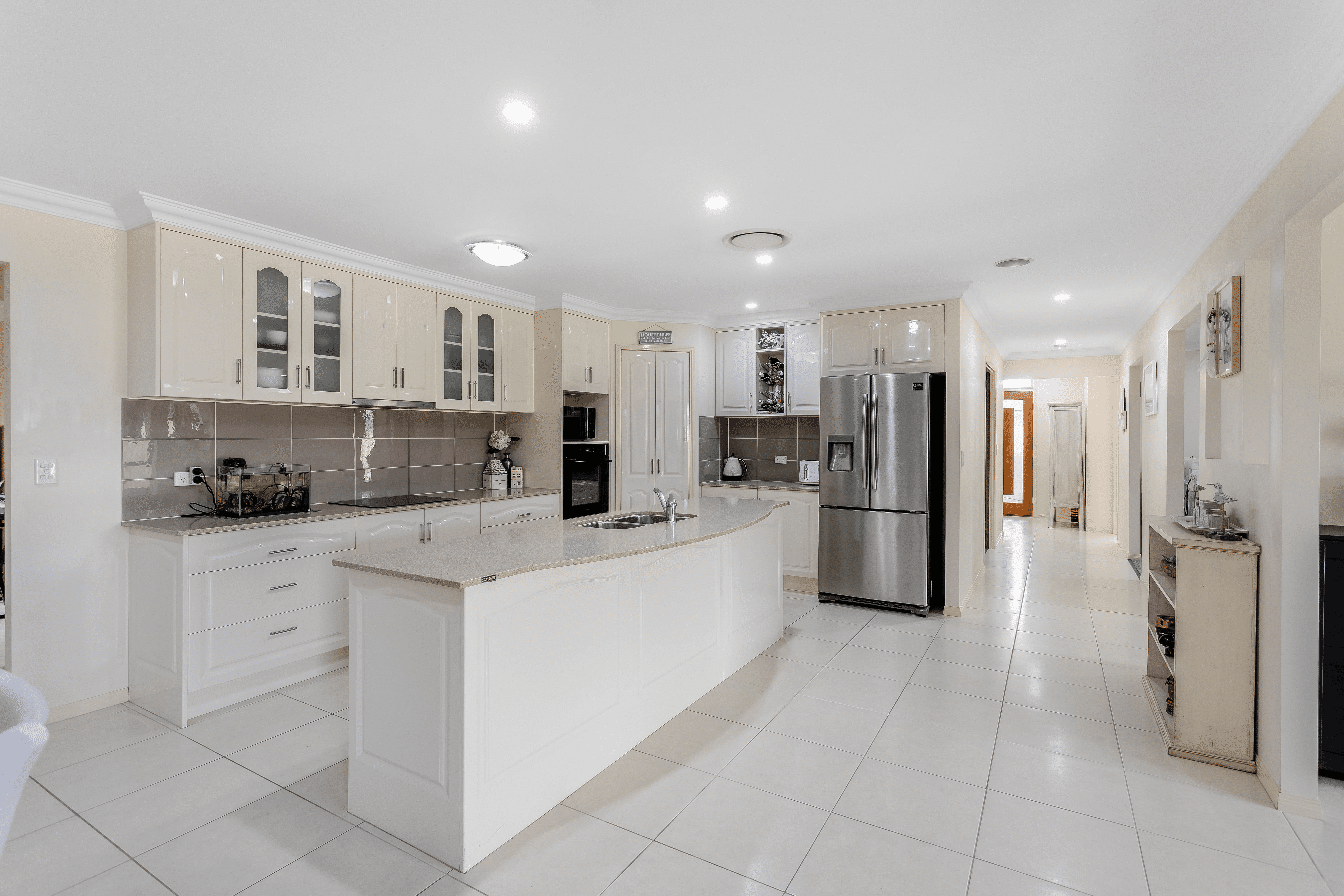 18 Tranquility Drive, Rothwell, QLD 4022