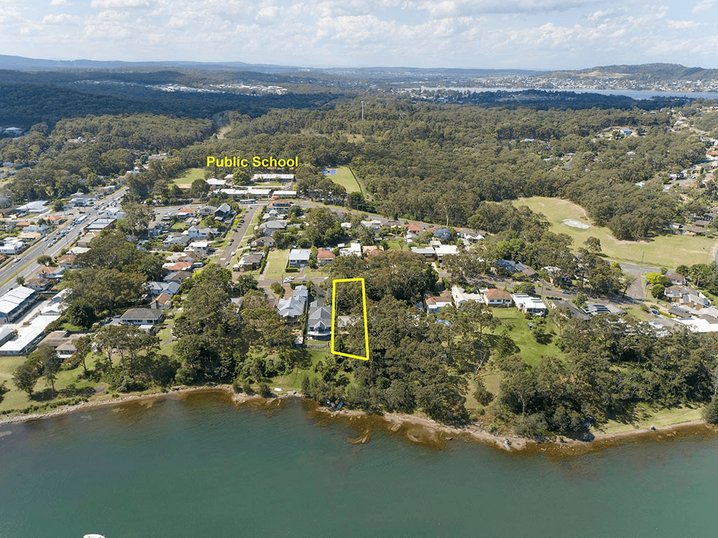 10 Blandford Street, FENNELL BAY, NSW 2283