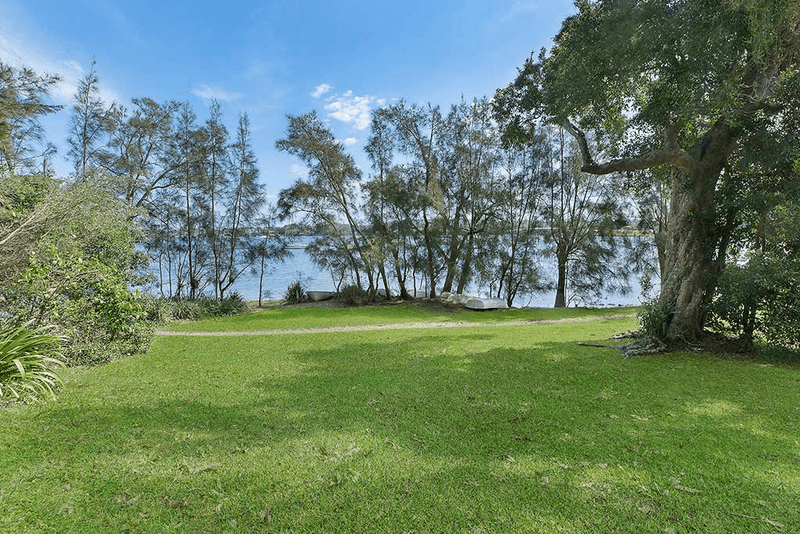 10 Blandford Street, FENNELL BAY, NSW 2283