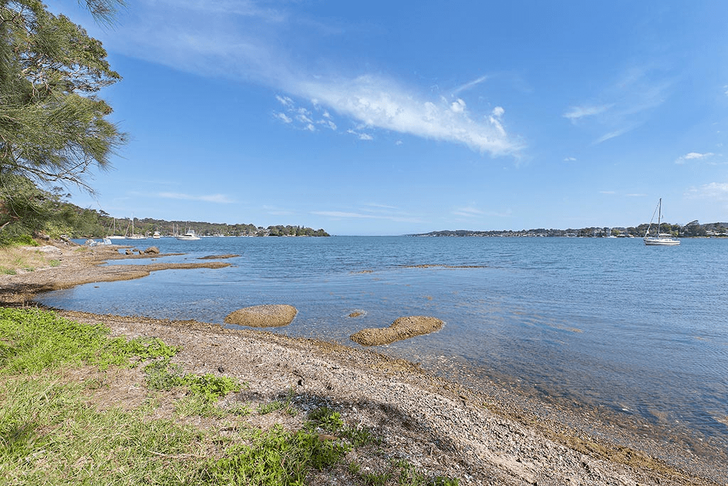 10 Blandford Street, FENNELL BAY, NSW 2283