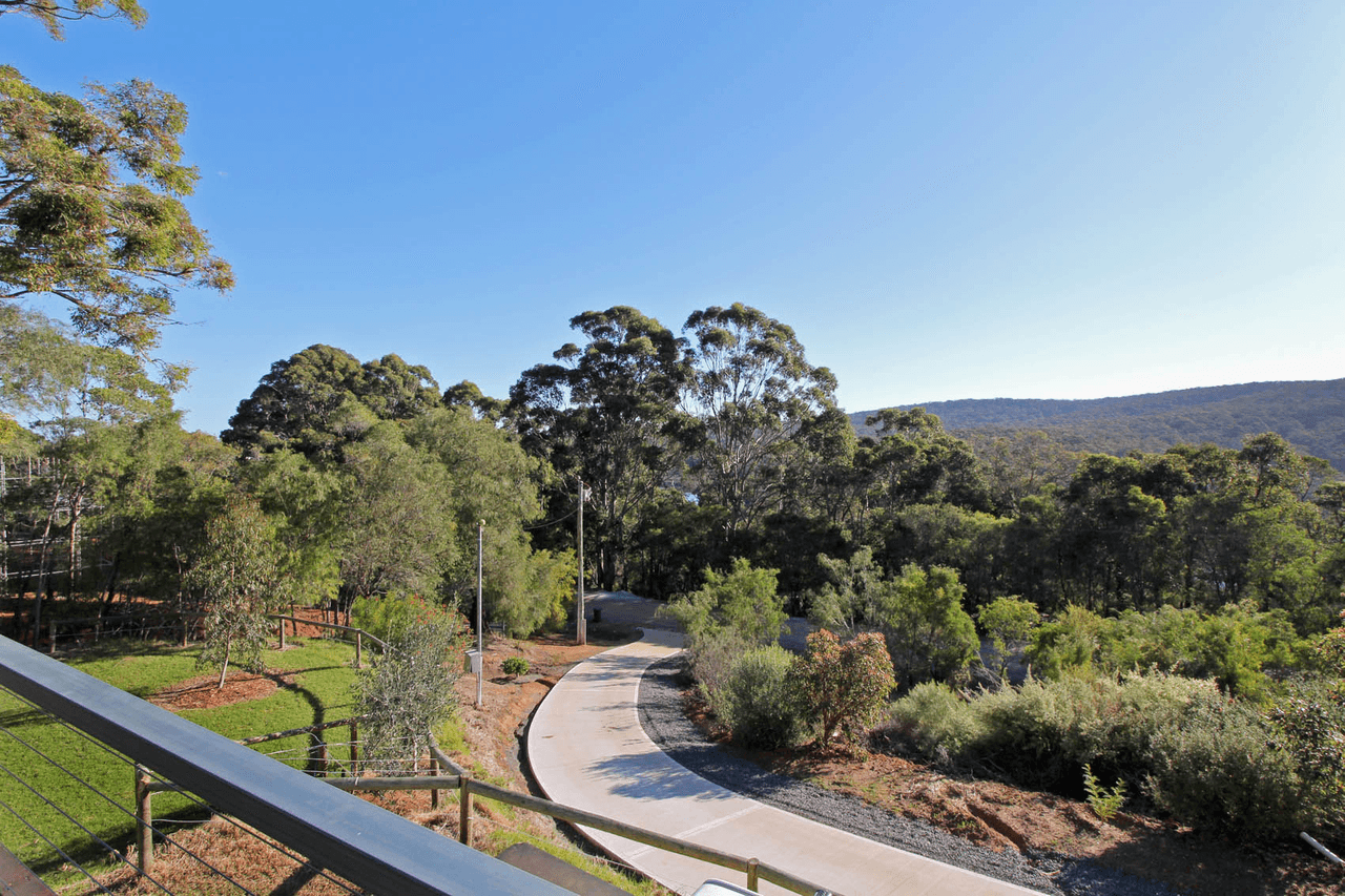 82 Macpherson Drive, NORNALUP, WA 6333