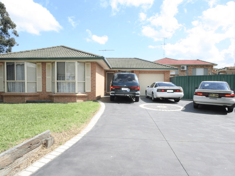 9 Pyrite Place, EAGLE VALE, NSW 2558