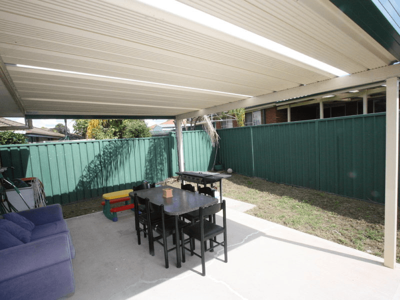 9 Pyrite Place, EAGLE VALE, NSW 2558