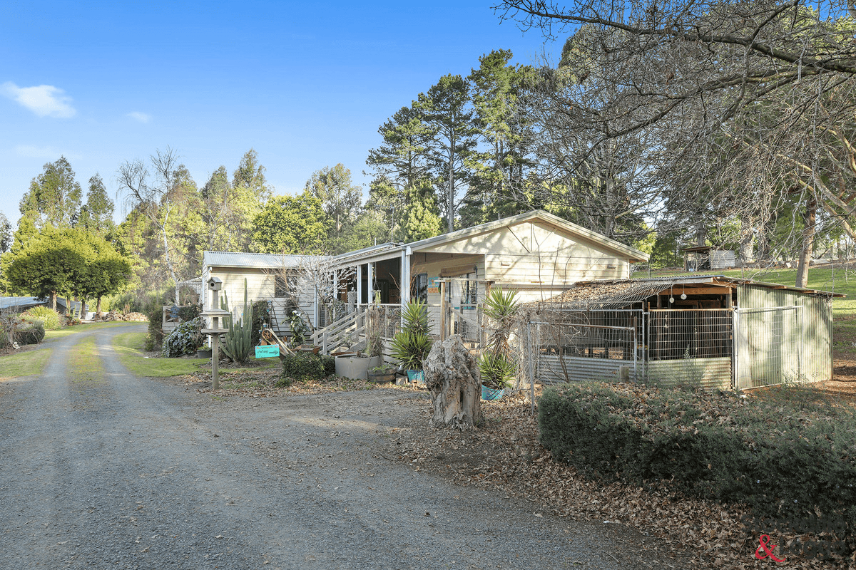 45 Pincinis Lane, Mirboo North, VIC 3871