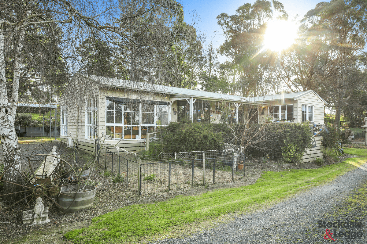 45 Pincinis Lane, Mirboo North, VIC 3871