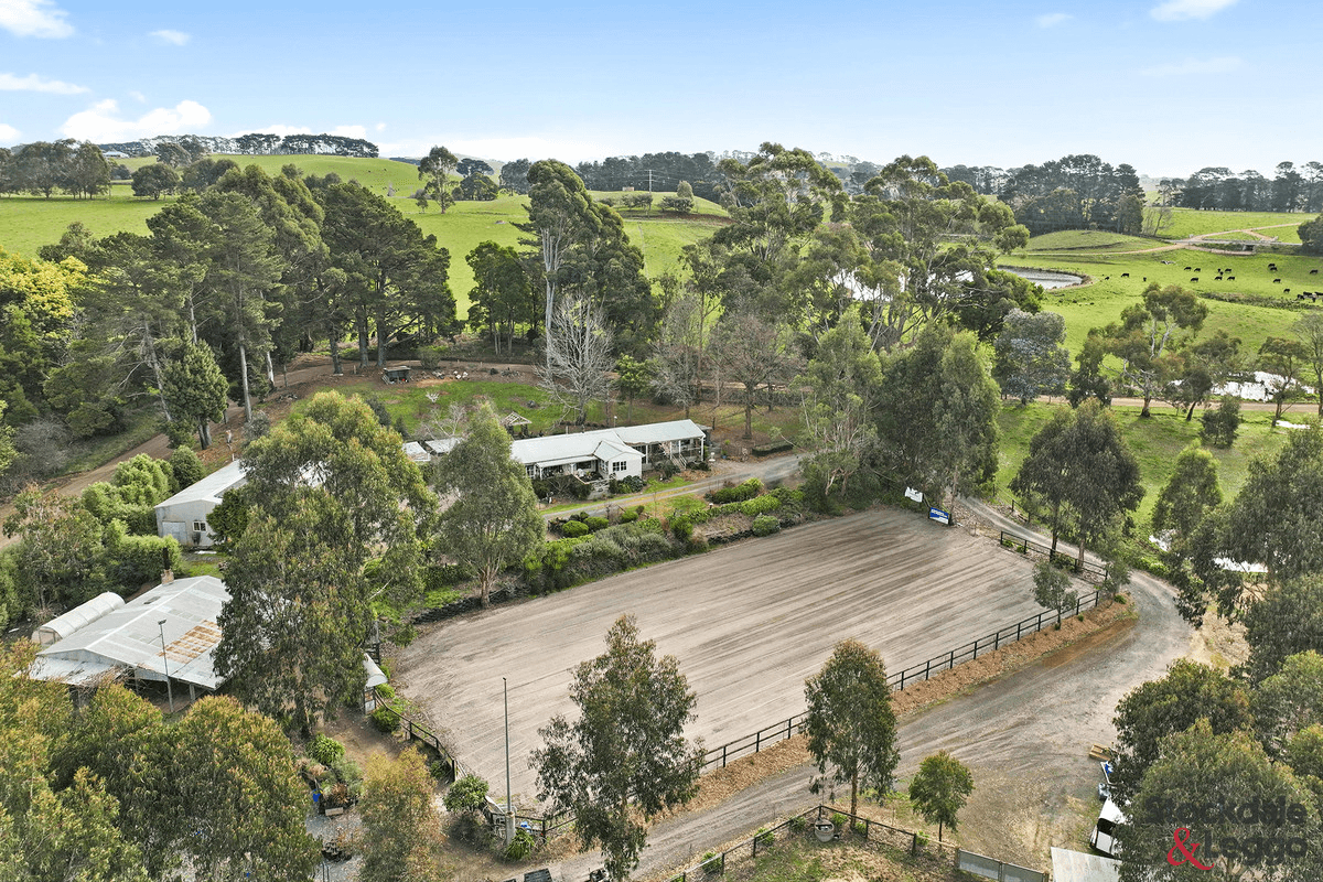 45 Pincinis Lane, Mirboo North, VIC 3871