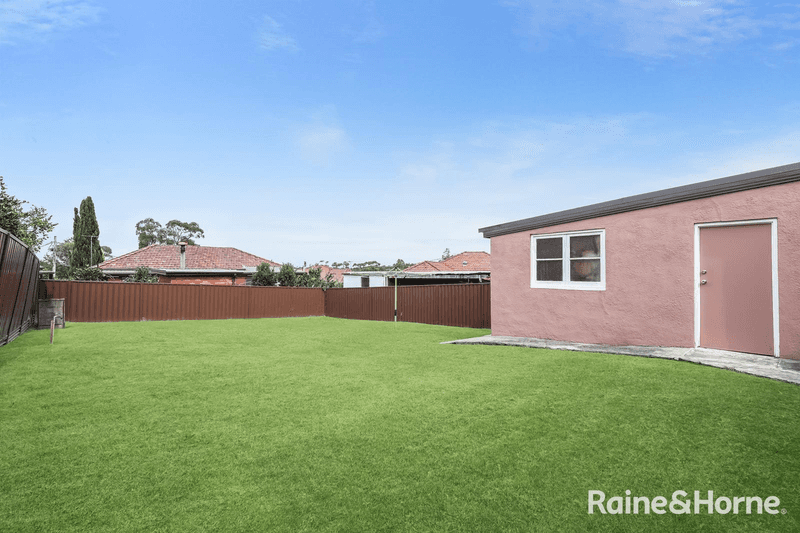 180 Moorefields Road, BEVERLY HILLS, NSW 2209