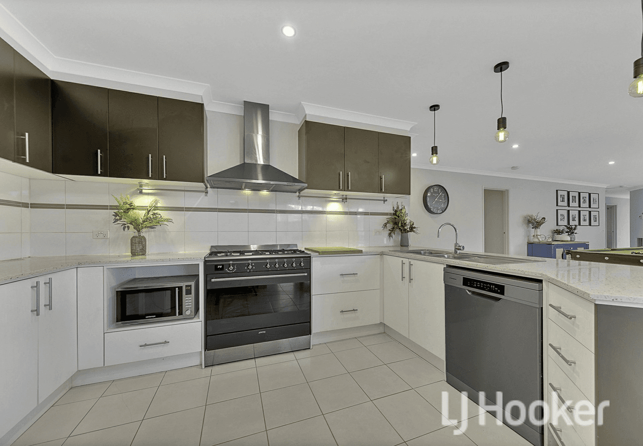 6 Zoe Place, WALLAN, VIC 3756