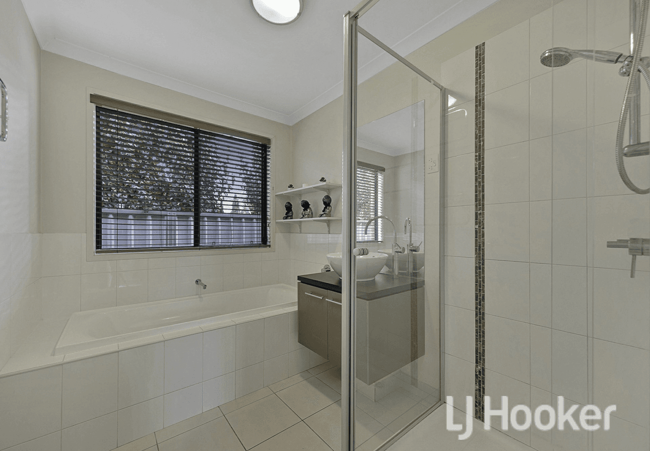 6 Zoe Place, WALLAN, VIC 3756