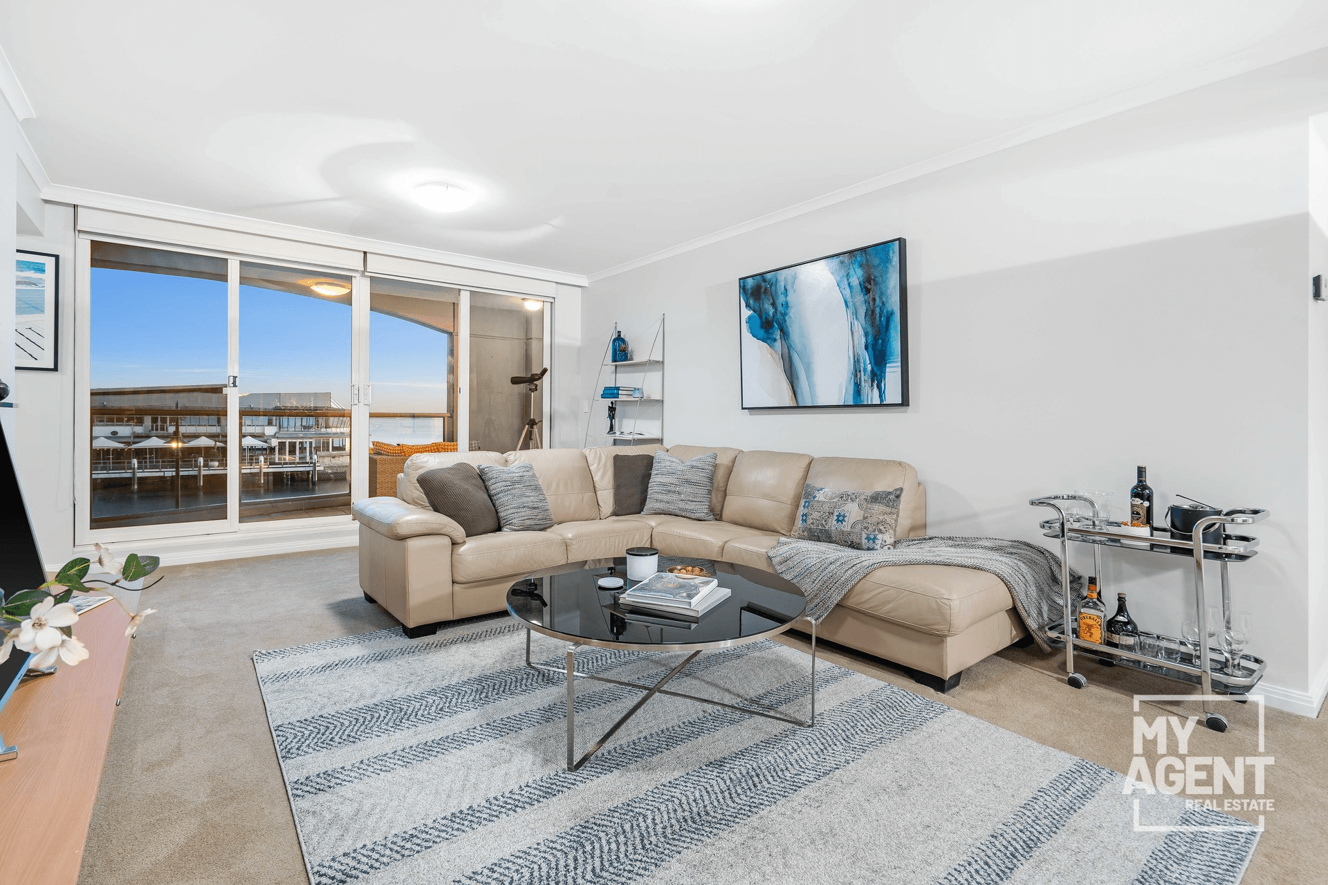 202/107 Beach Street, Port Melbourne, VIC 3207