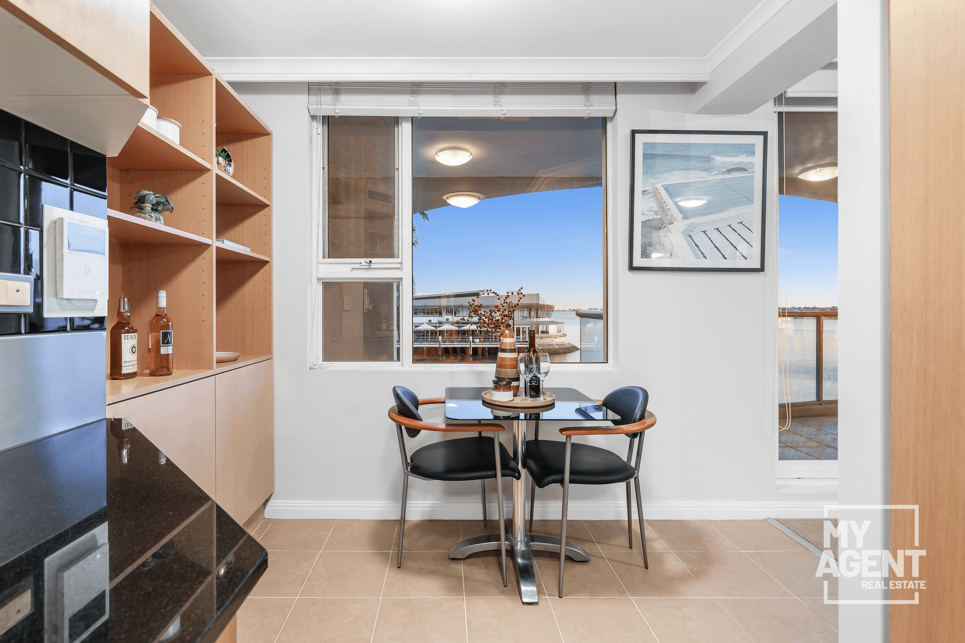 202/107 Beach Street, Port Melbourne, VIC 3207